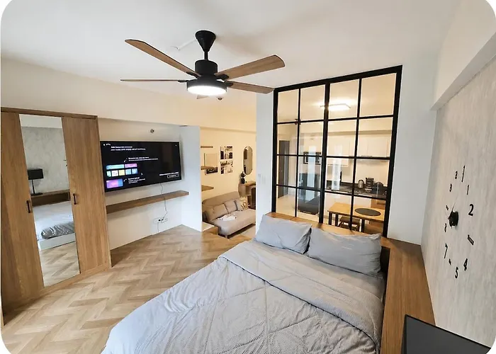 Appartamento Stamford Mckinley Hill, Near Venice Mall